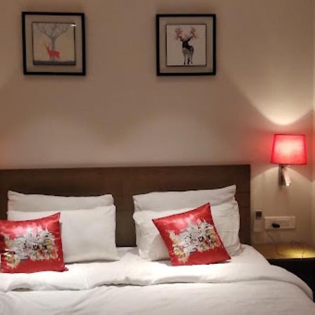 Hotel Le Lotus Grand Kakarmatha المظهر الخارجي الصورة
