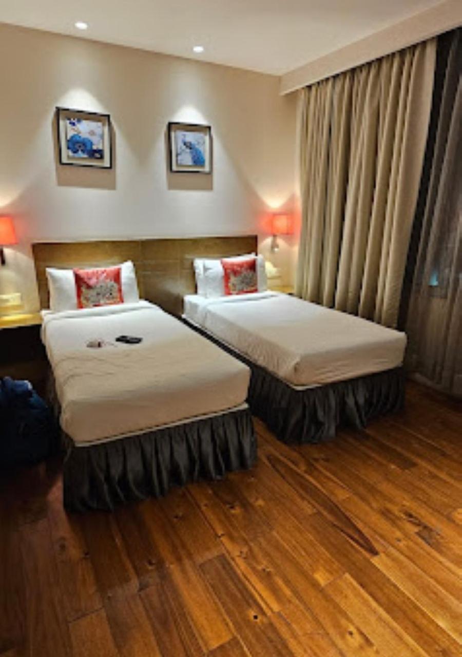 Hotel Le Lotus Grand Kakarmatha المظهر الخارجي الصورة