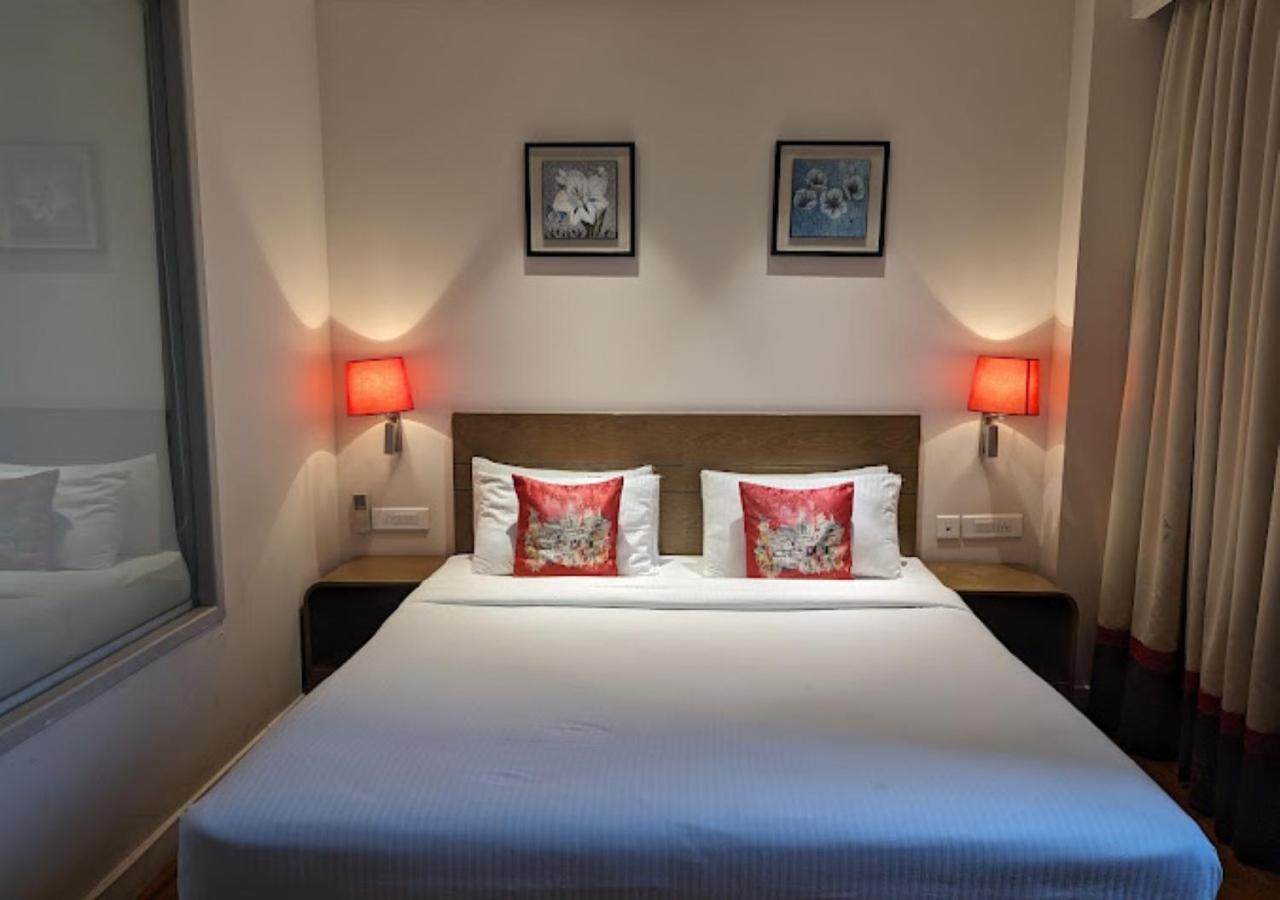 Hotel Le Lotus Grand Kakarmatha المظهر الخارجي الصورة