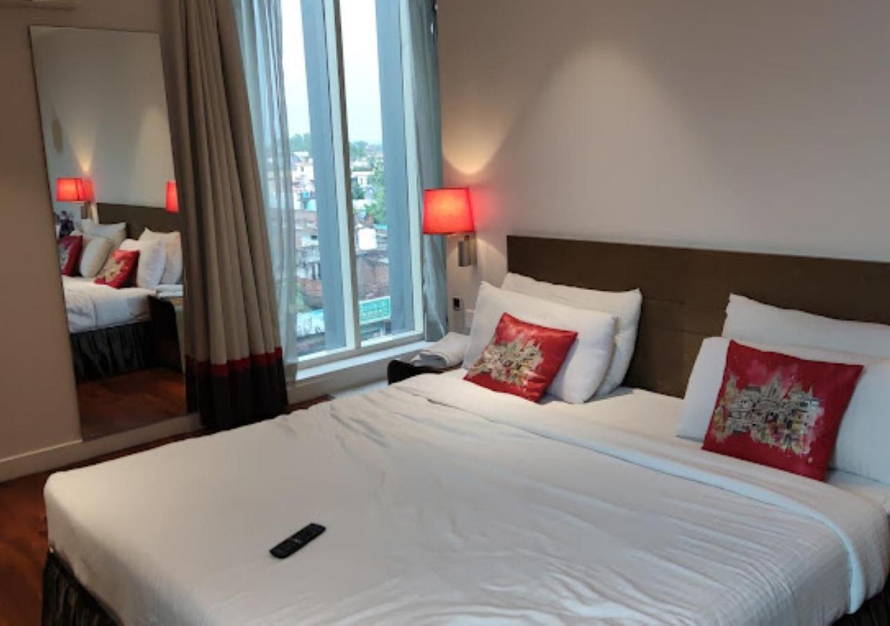 Hotel Le Lotus Grand Kakarmatha المظهر الخارجي الصورة