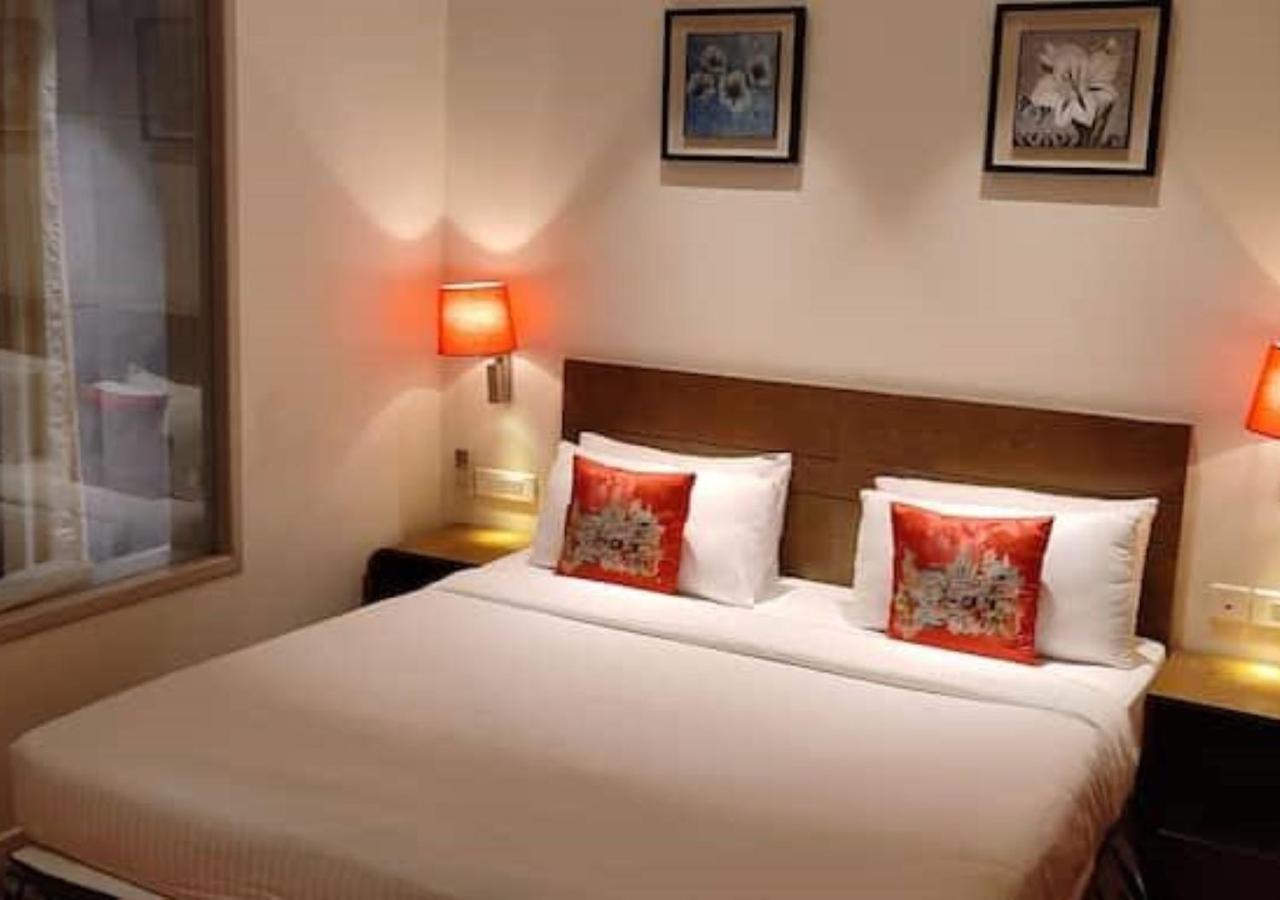 Hotel Le Lotus Grand Kakarmatha المظهر الخارجي الصورة