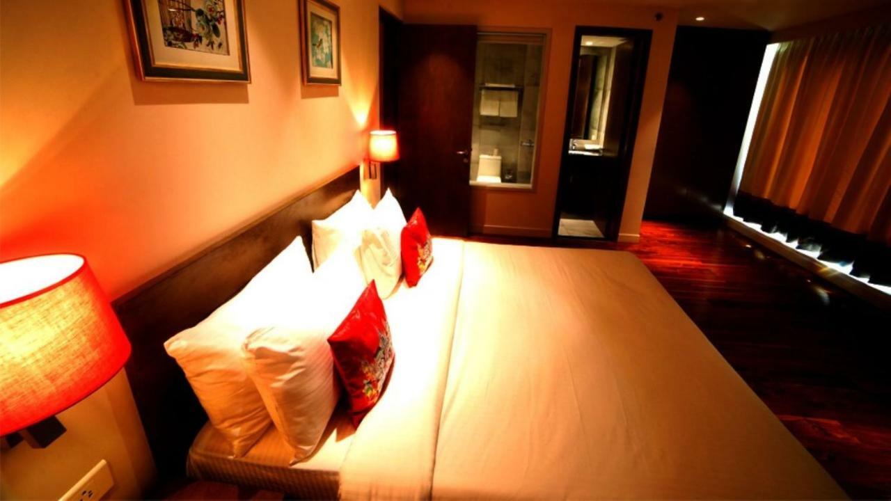Hotel Le Lotus Grand Kakarmatha المظهر الخارجي الصورة
