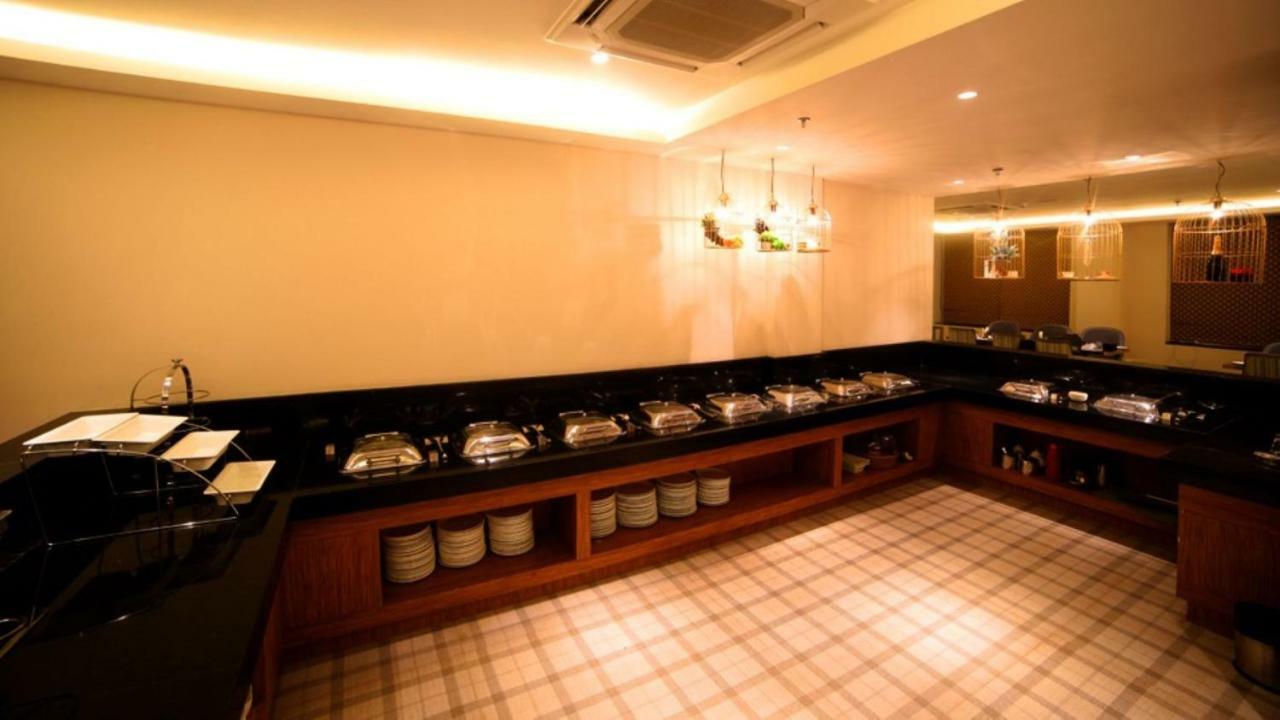 Hotel Le Lotus Grand Kakarmatha المظهر الخارجي الصورة