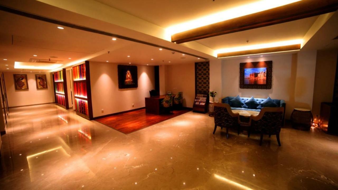 Hotel Le Lotus Grand Kakarmatha المظهر الخارجي الصورة