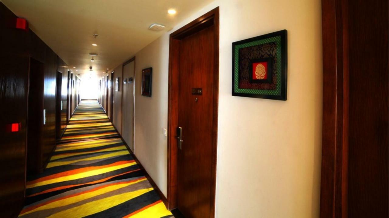 Hotel Le Lotus Grand Kakarmatha المظهر الخارجي الصورة