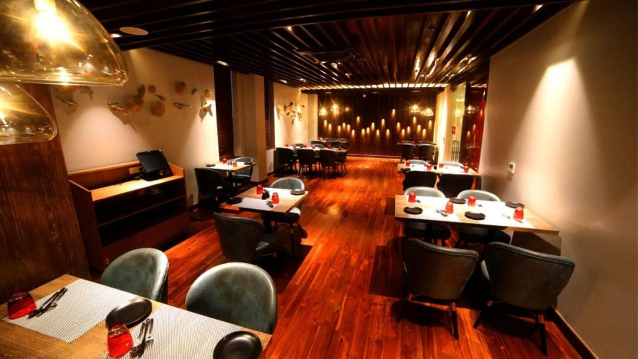 Hotel Le Lotus Grand Kakarmatha المظهر الخارجي الصورة