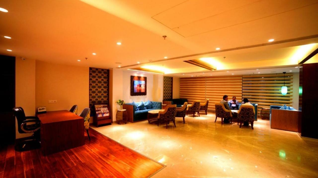 Hotel Le Lotus Grand Kakarmatha المظهر الخارجي الصورة