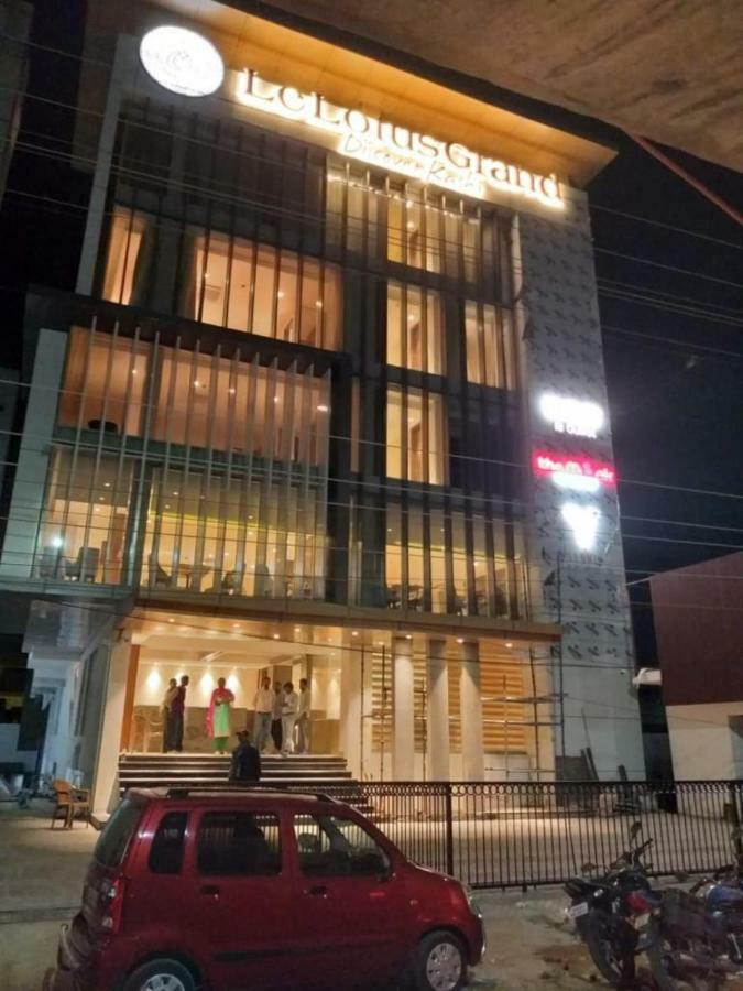 Hotel Le Lotus Grand Kakarmatha المظهر الخارجي الصورة